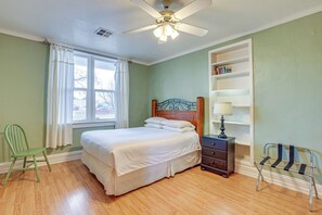 Talo (4 Bedrooms) | Sisätilat