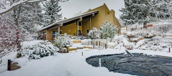 Snowmass Condo w/ Amenities < 1 Mi to Slopes!