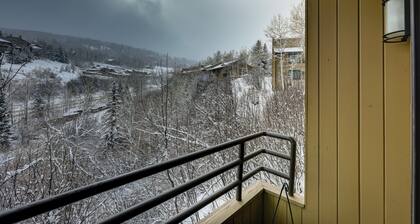 Snowmass Condo w/ Amenities < 1 Mi to Slopes!
