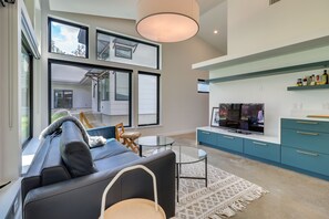 TV