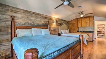 Casa (Multiple Bedrooms) | Parte interna