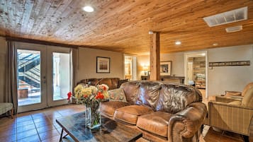 House (Multiple Bedrooms) | Interior