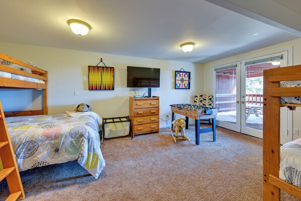 House (4 Bedrooms) | Interior