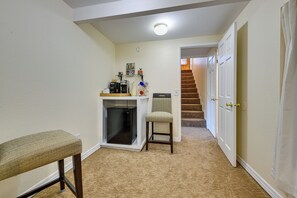 Interior - Stunning Idyllwild Home w/ Private Hot Tub & Decks (Idyllwild)