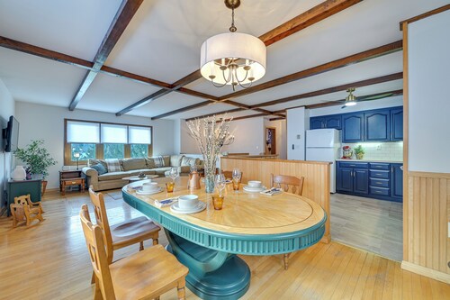 Vacation Rental Home ~ 2 Mi to Windham Mountain!
