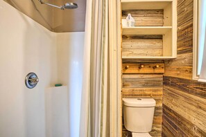 Apartment (0 Bedroom) | Interior - Lake Access: 'guadalupe River Cottage' in Seguin (Seguin)