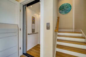 Apartment (5 Bedrooms) | Interior - Lakefront Carolina Beach Townhome w/ 3 Balconies! (Carolina Beach)