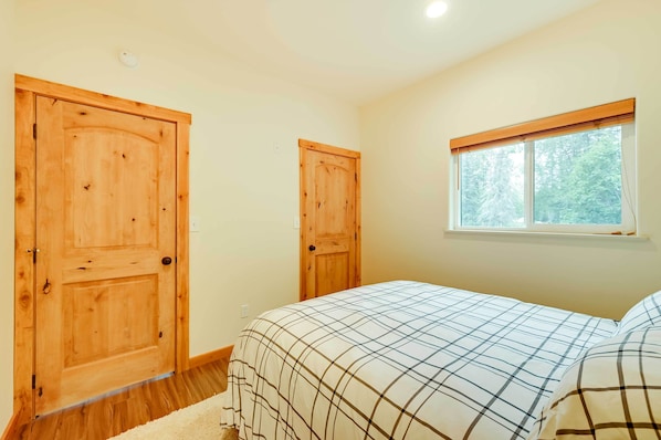 House (2 Bedrooms) | Interior - Fishermans Cabin in Soldotna Near Kenai River! (Soldotna)