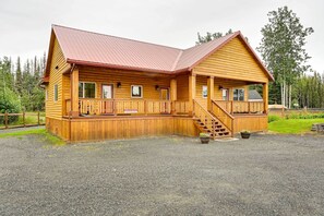 House (2 Bedrooms) | Interior - Fishermans Cabin in Soldotna Near Kenai River! (Soldotna)