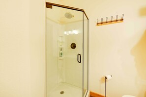 Rumah (2 Bedrooms) | Interior