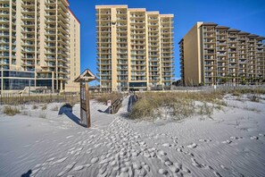 Apartment (3 Bedrooms) | Interior - Orange Beach Condo w/ Ocean-view Balcony! (Orange Beach)