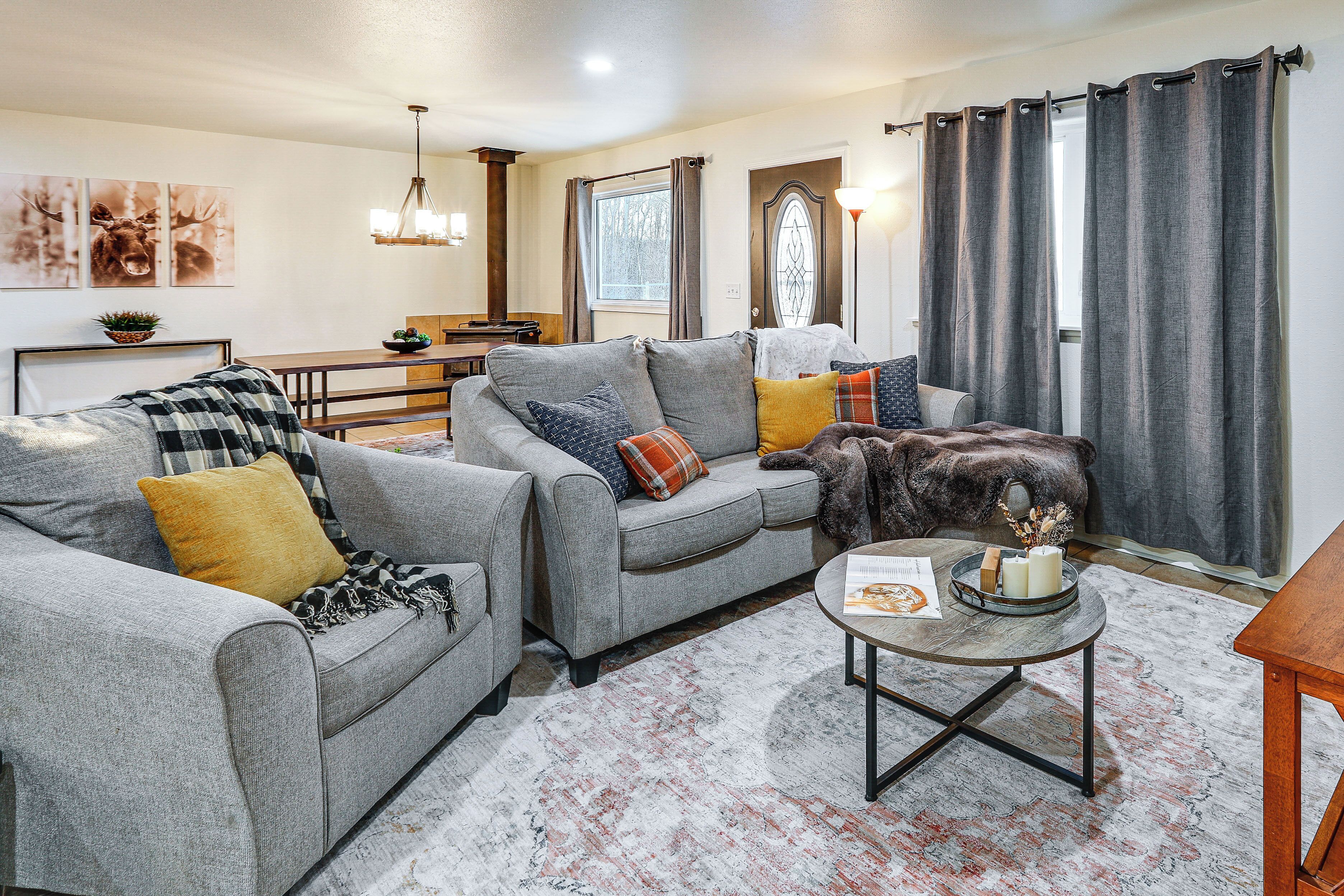 House (3 Bedrooms) | Interior