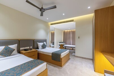 Hotel Sannidhi Emerald