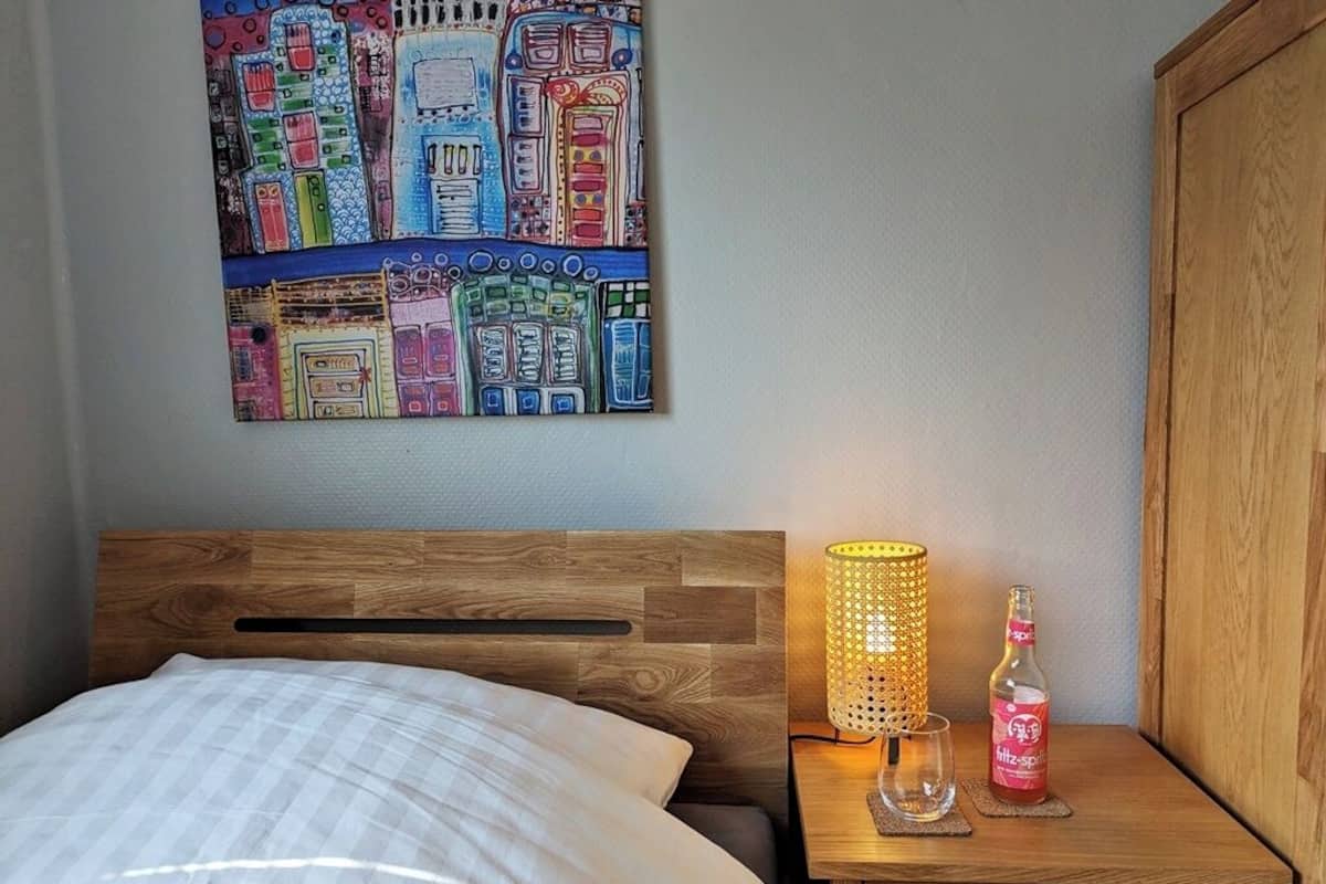 2 habitaciones, tabla de planchar con plancha y wifi gratis