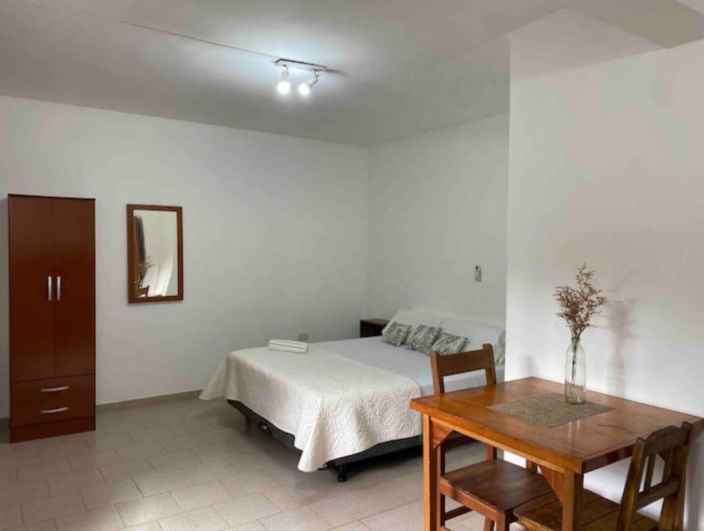 1 habitación y wifi 