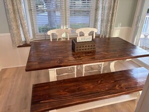 Dining - 455 Pampas, 3 bedroom with 2 bathrooms (Surfside Beach)