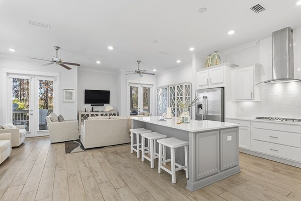 Interior - Holiday Availability! 2 Community Swimming Pools! Golf Cart! 3 Adult Bikes! (Watersound)