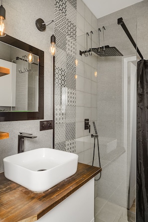 Bathroom - ShortStayPoland Brzeska B147 (Warsaw)