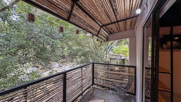 Junior-Zimmer, Flussblick | Blick vom Balkon