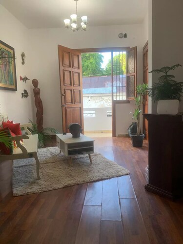 Colonial area apartment

