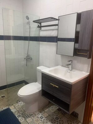 Shower, soap