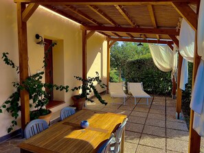 Deluxe Condo, Garden Area | 1 bedroom, down duvets, individually decorated, individually furnished - Carpine Agriturismo Bio in Maremma (Grosseto)