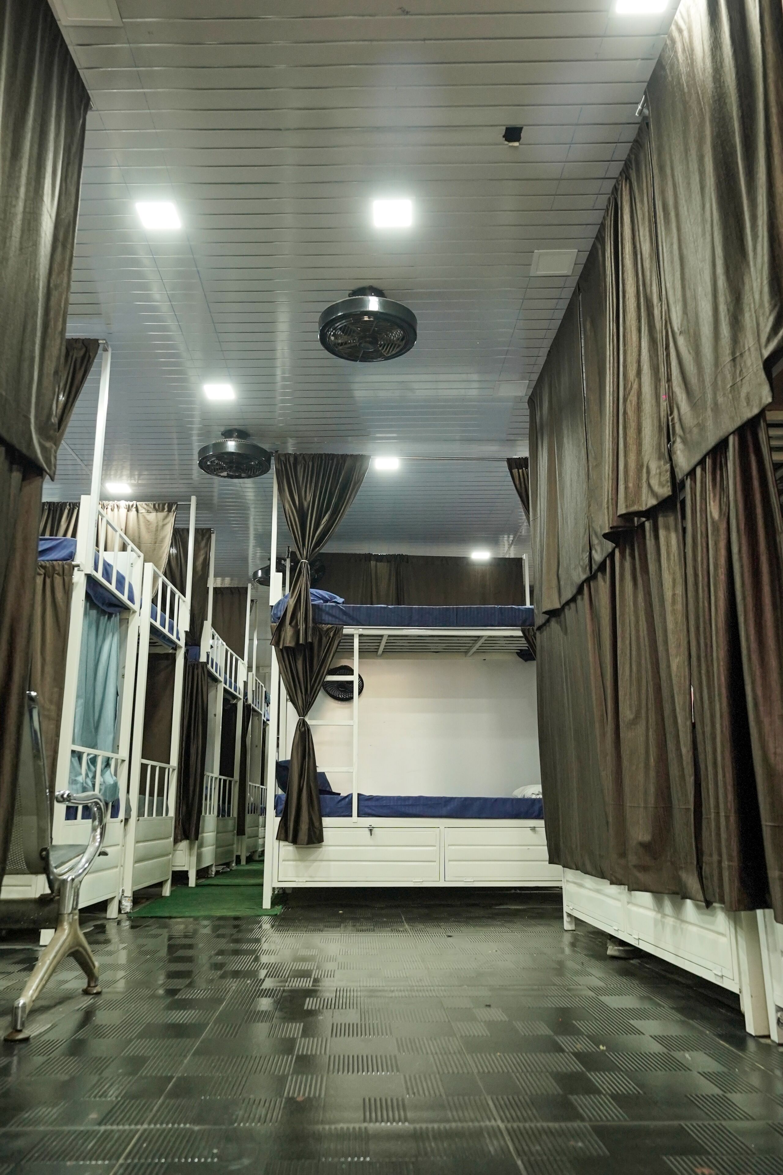 Wi-Fi de cortesia, roupa de cama