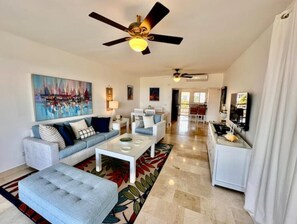 Smart TV - Acogedor Condominio con Bañera de Hidromasaje Piscina (Punta Cana)