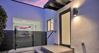 Nice Remodeled Villa 2 in Miami