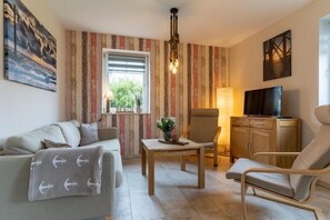 Smart TV - Doppelhaushälfte in St. Peter-Ording (St. Peter-Ording)