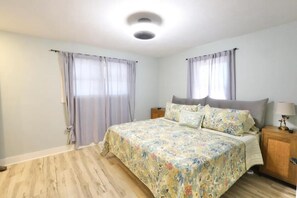 3 dormitorios, escritorio, wifi gratis y ropa de cama