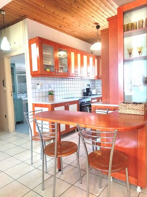 Dining - Spacious & Bright flat with balcony  (Lavrium)