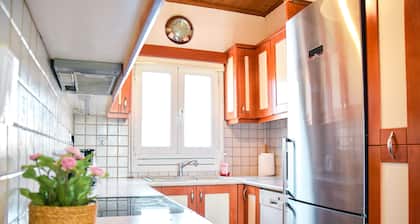 Spacious & Bright flat with balcony
