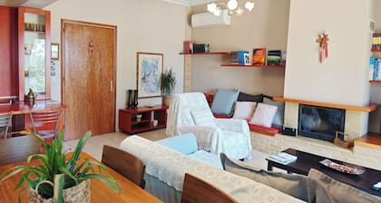 Spacious & Bright flat with balcony