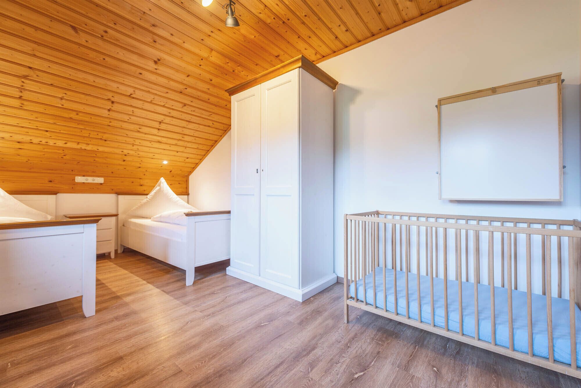 2 Schlafzimmer, Bügeleisen/Bügelbrett, kostenloses WLAN, Bettwäsche