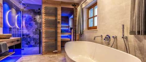 Articles de toilette écologiques, sÚche-cheveux, serviettes fournies