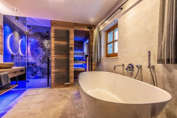 Eco-friendly toiletries, hair dryer, towels