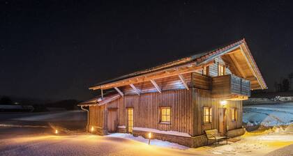 Chalet mit Sauna & Whirlwanne