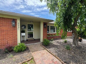 Exterior - The Farmwife’s Hideaway (Bardstown)