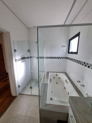 Villa | Badeværelse | Gratis toiletartikler