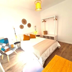 4 Schlafzimmer, Bügeleisen/Bügelbrett, WLAN, Bettwäsche