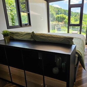 12 bedrooms, iron/ironing board, travel cot, free WiFi - Beautiful Wedding venue for a destination wedding in Italy with pool, 32-50 pers (Bonvicino)