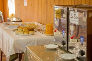 In-room dining - almaalquimia (Valle Hermoso)