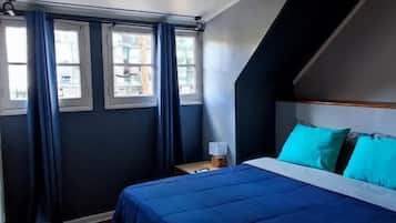 Comfort Double Room | In-room safe, blackout drapes, free WiFi, bed sheets