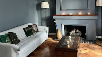 Economy Shared Dormitory, Mixed Dorm | Living area
