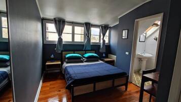 Comfort-Doppelzimmer | Zimmersafe, Verdunkelungsvorhänge, kostenloses WLAN, Bettwäsche