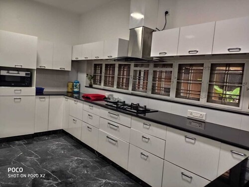 Cheerful 4 Bedroom Villa with Ensuite and Parking