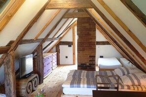 2 bedrooms, free WiFi