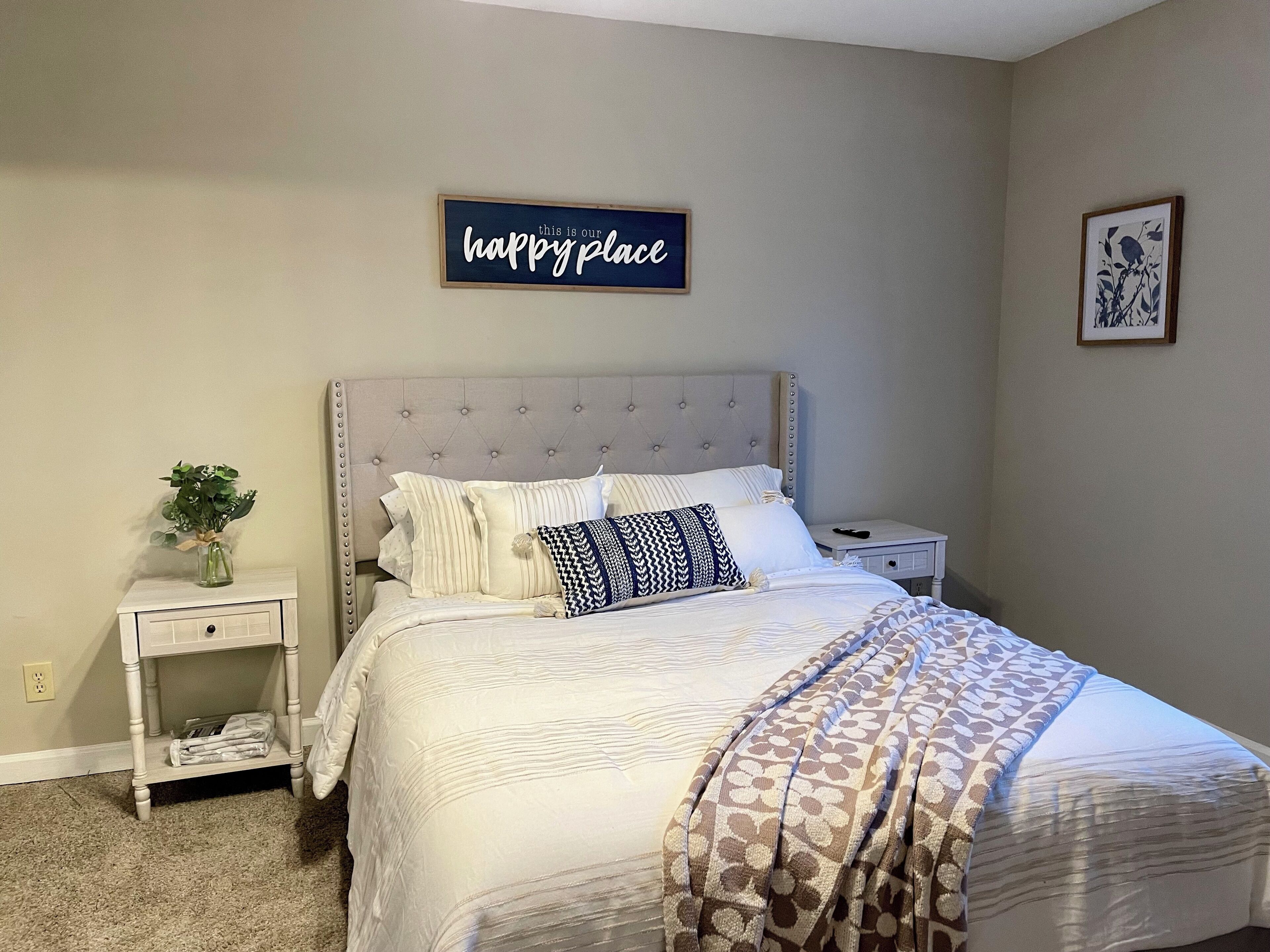 2 chambres, fer et planche à repasser, Wi-Fi, draps fournis