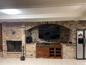 Interior - Acadie EVENT Retreat w/POOL for 14+ w/GameRoom (Lafayette)